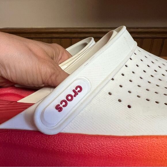 LiteRide™ Graphic Clog Men’s Sz 11
Item #CR-205070-127-WHITE-ORANGE - Picture 11 of 15